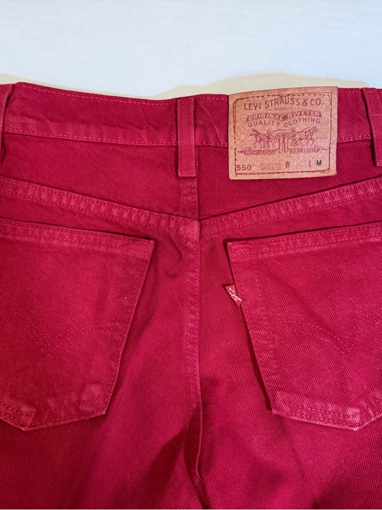 Vintage Levi’s 550 Red Jeans Made In Usa Relaxed Fit Tapered Leg Women’s 7 Mediu